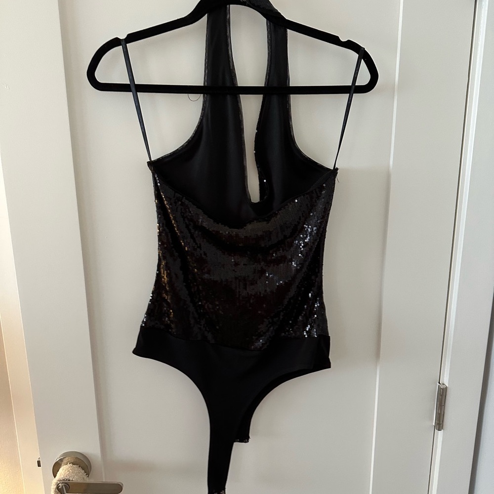 Nwot! Bcbgeneration Halter Top Sequins - image 2